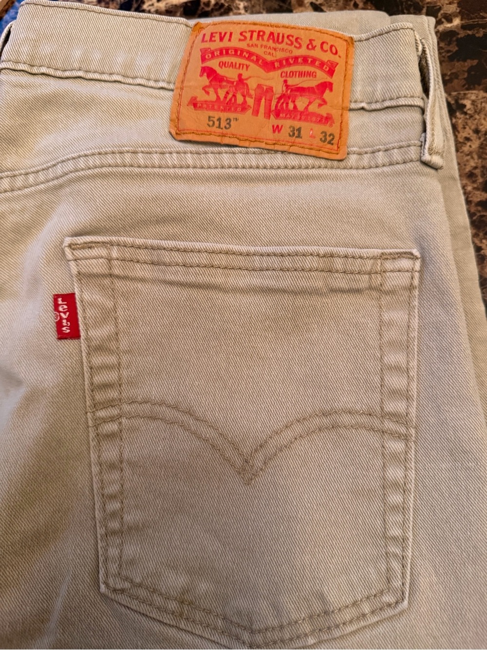 TRENDING Levi’s 513 Slim Straight Beige Khaki Jeans Men’s31x32 Y2K Neutral Denim
